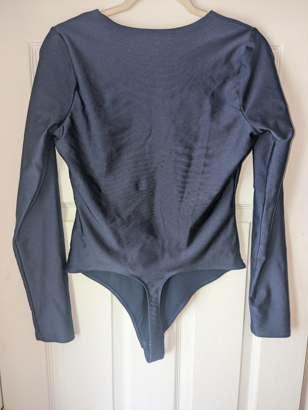 Good American Deep Navy V-Neck Long Sleeve Bodysuit. Size 3 (Large) - Picture 6 of 6
